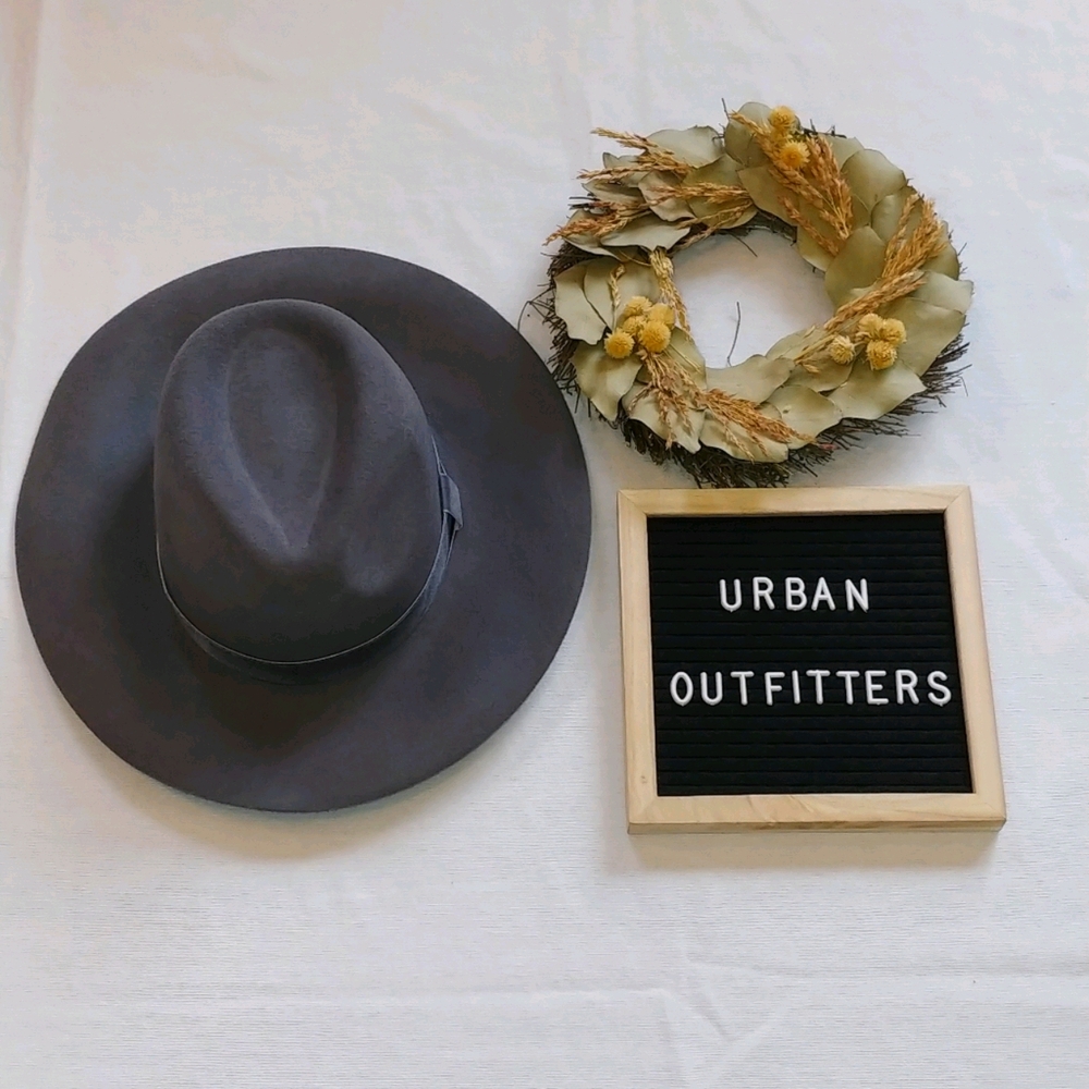 NWT Urban Outfitters Felt Wool Fedora